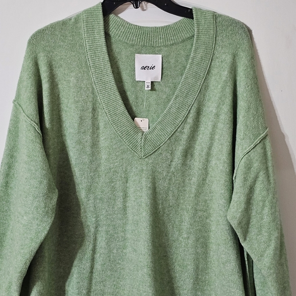 NWT Aerie Green V-Neck Sweater - Picture 5 of 6